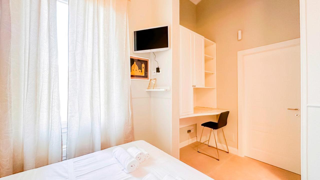 Alighieri Boutique Apartment Флоренция Екстериор снимка