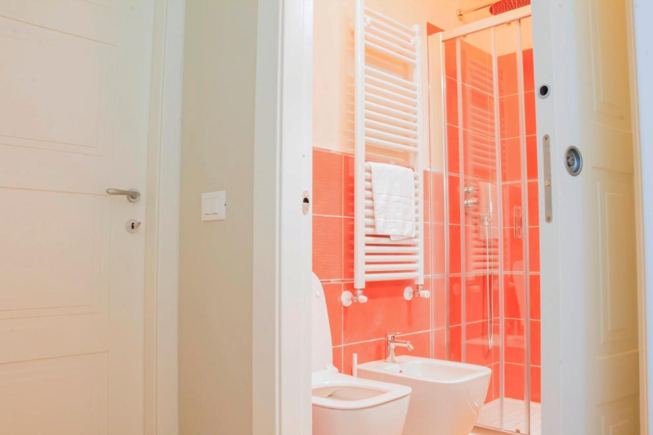 Alighieri Boutique Apartment Флоренция Екстериор снимка